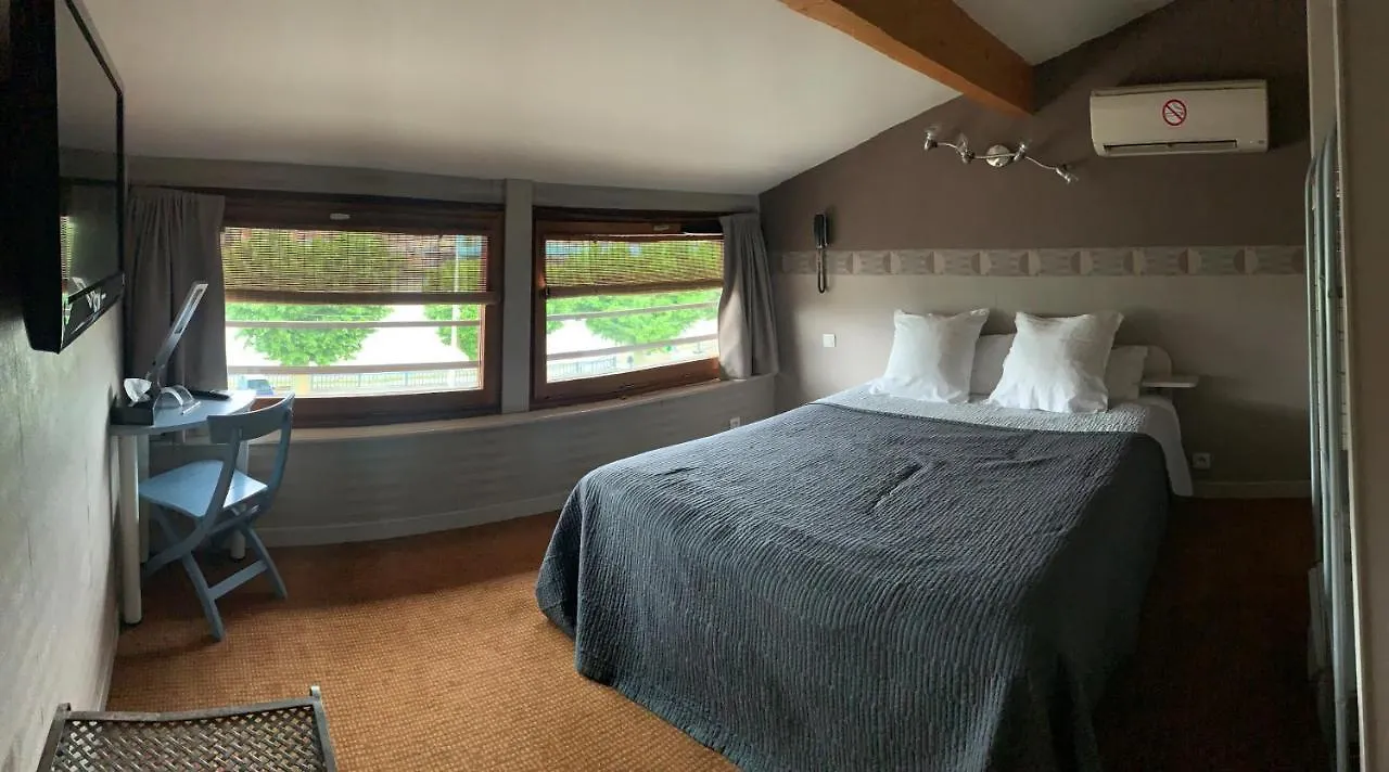 Le Petit Roche Hotel Serrieres  France