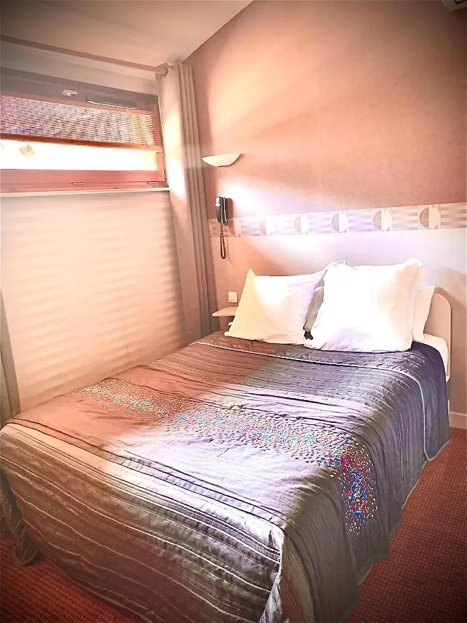 Le Petit Roche Hotel Serrieres  Serrieres (Ardeche)